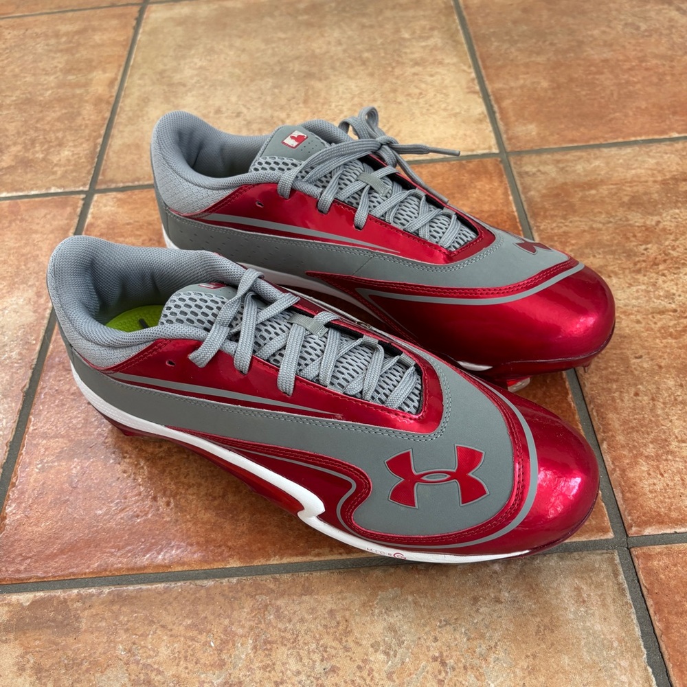 Under Armour Natural III Low ST Men’s cleats NEW in box Size 13